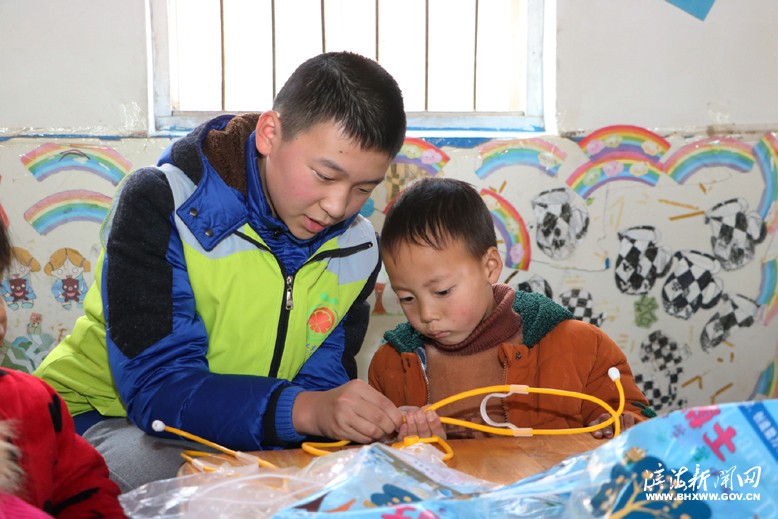 “青橙之家”志愿者走進八灘鎮(zhèn)聶莊小學(xué)