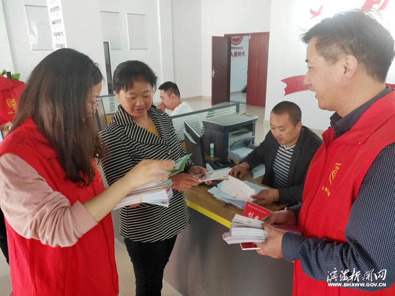 縣司法局法律援助中心組織開展“法援惠民生，同心戰(zhàn)疫情”活動
