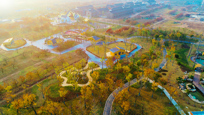 梨花語(yǔ)景區(qū)萌寵樂園
