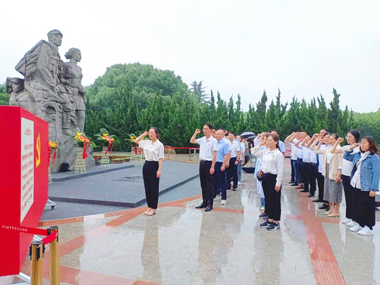 我縣開展活動(dòng)回顧黨的光輝歷程